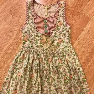 Matilda Jane dress. Size 8. Floral design. There is staining. See pictures.